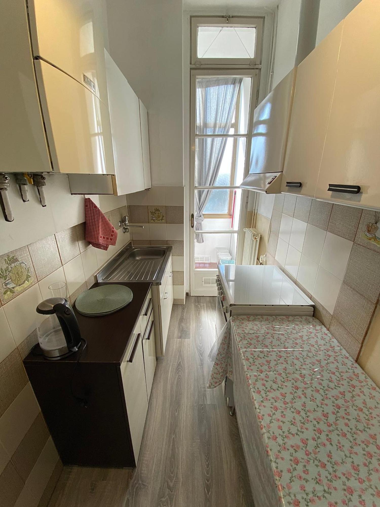 Casa Sara Como Lake Parcheggio Interno Privato Cernobbio Exterior foto